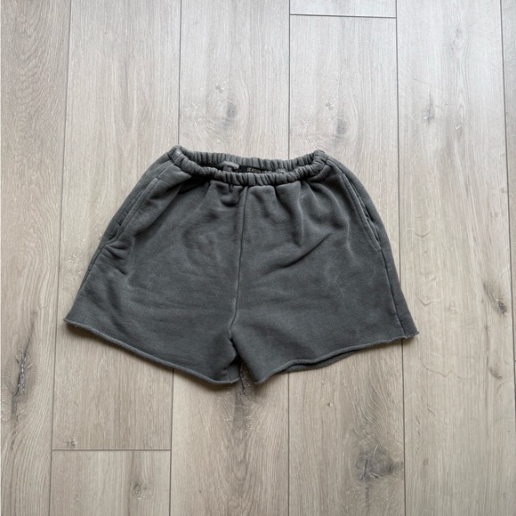 Yeezy Pants - Yeezy Season 6 Authentic Taupe/Gray Cotton Mini Short. Size S